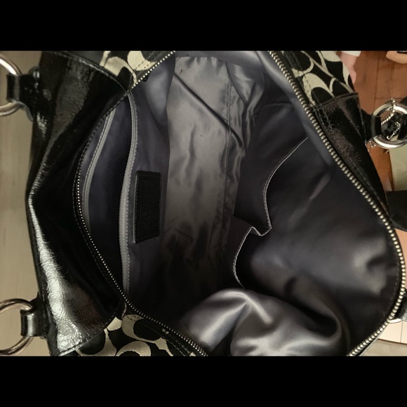 Coach - Picture 3 of 8